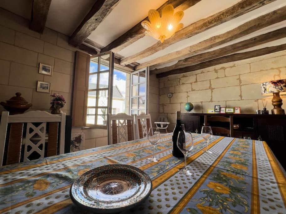 Maison Traditionnelle Centre Montsoreau Eksteriør bilde